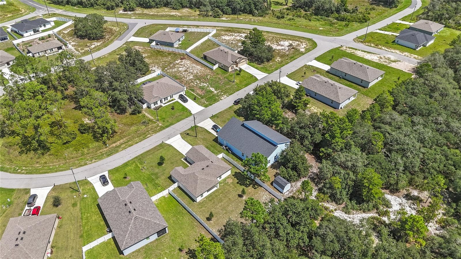 Single Family Residence at 318 BOWFIN CT, POINCIANA, photo 42 of 43