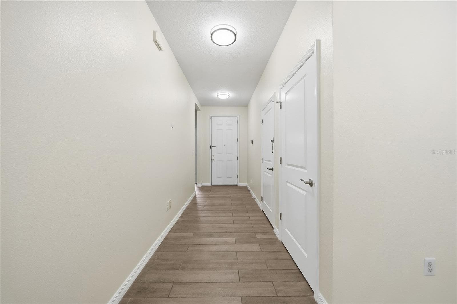 Single Family Residence at 12542 CANDLEBERRY CIR, TAMPA, photo 20 of 47