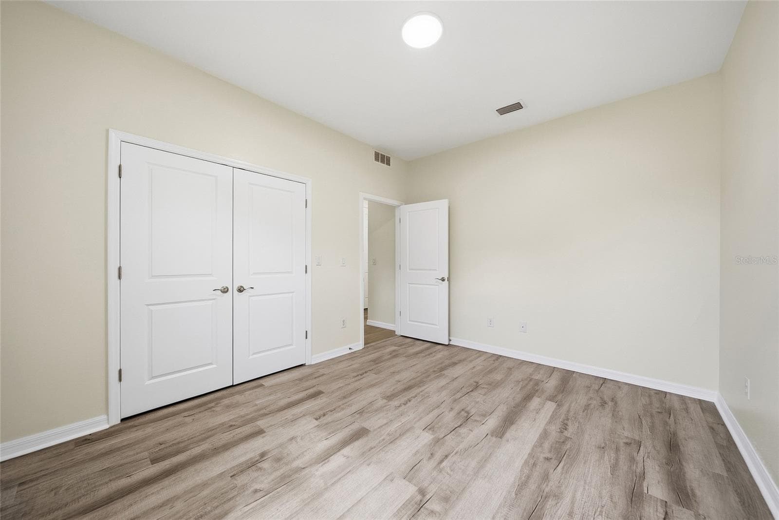 Single Family Residence at 12542 CANDLEBERRY CIR, TAMPA, photo 22 of 47