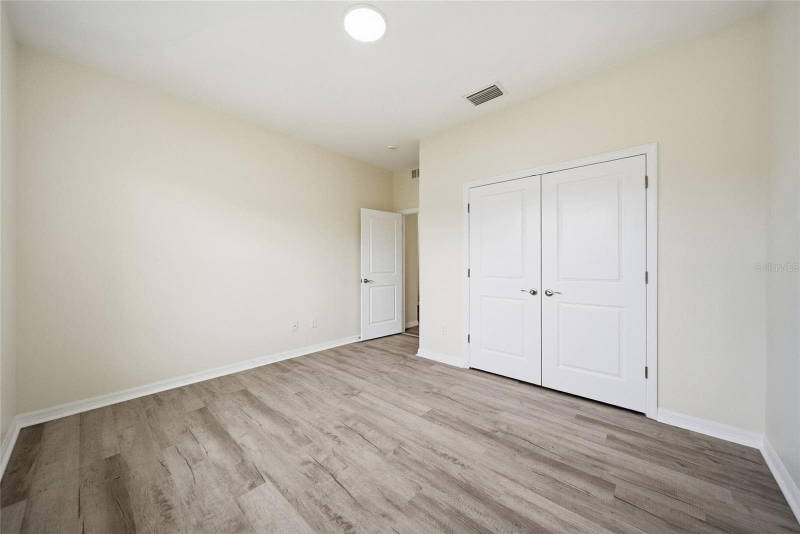Single Family Residence at 12542 CANDLEBERRY CIR, TAMPA, photo 24 of 47