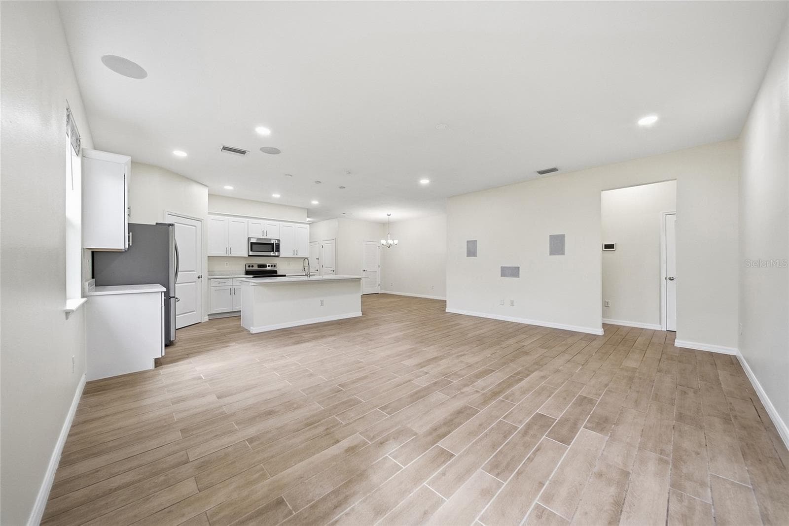 Single Family Residence at 12542 CANDLEBERRY CIR, TAMPA, photo 33 of 47