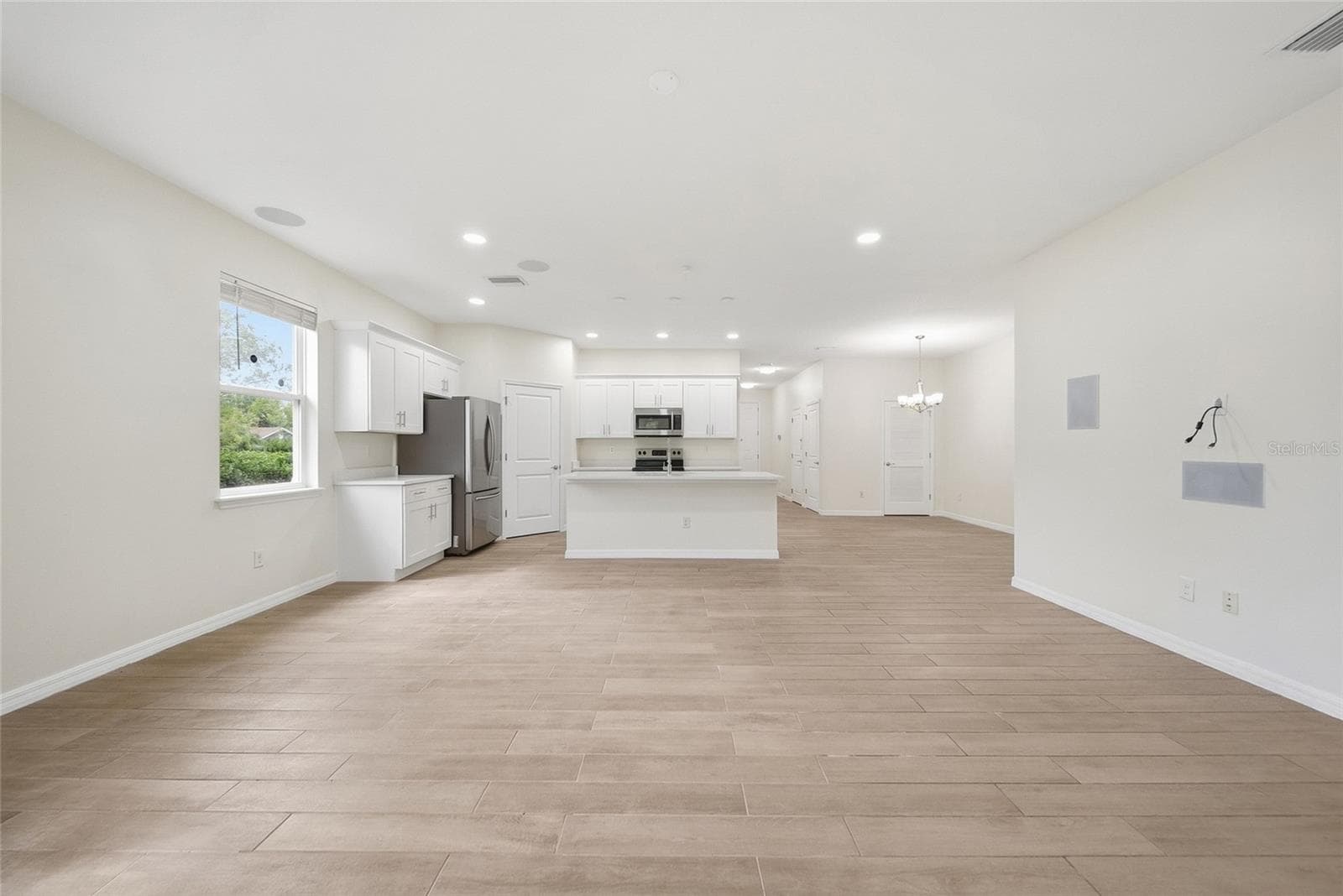 Single Family Residence at 12542 CANDLEBERRY CIR, TAMPA, photo 34 of 47