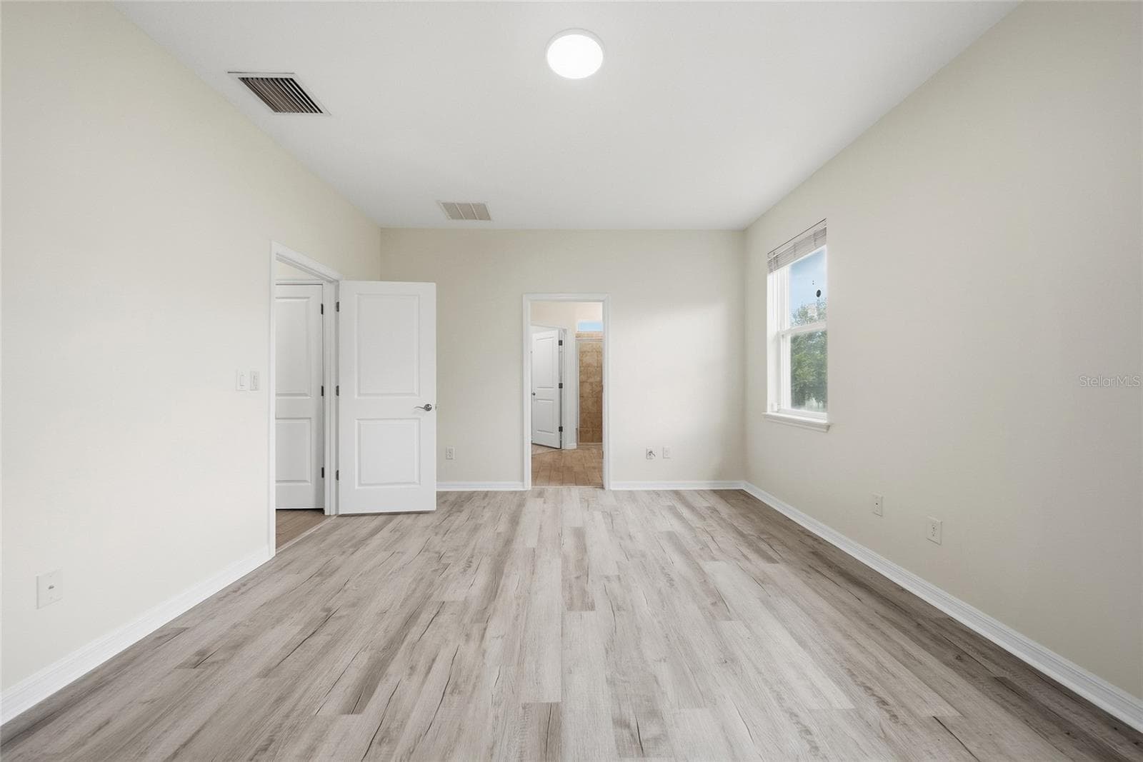 Single Family Residence at 12542 CANDLEBERRY CIR, TAMPA, photo 37 of 47