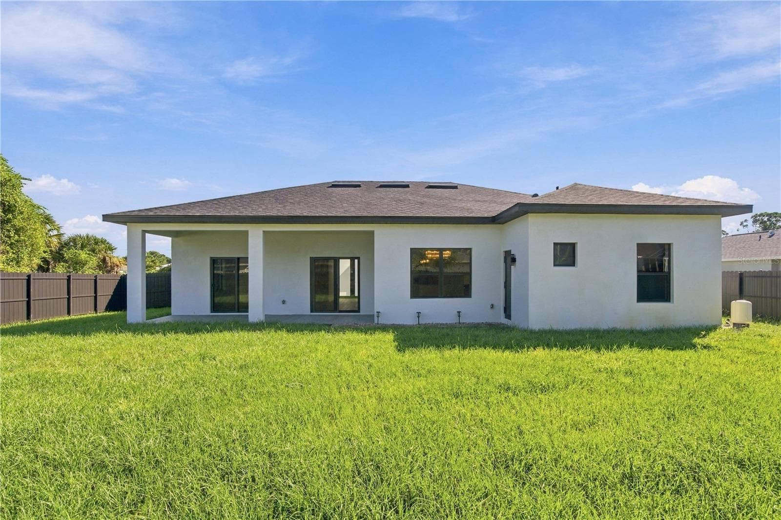 Large Back Yard with room for a pool - 7511 BLUTTER RD, NORTH PORT