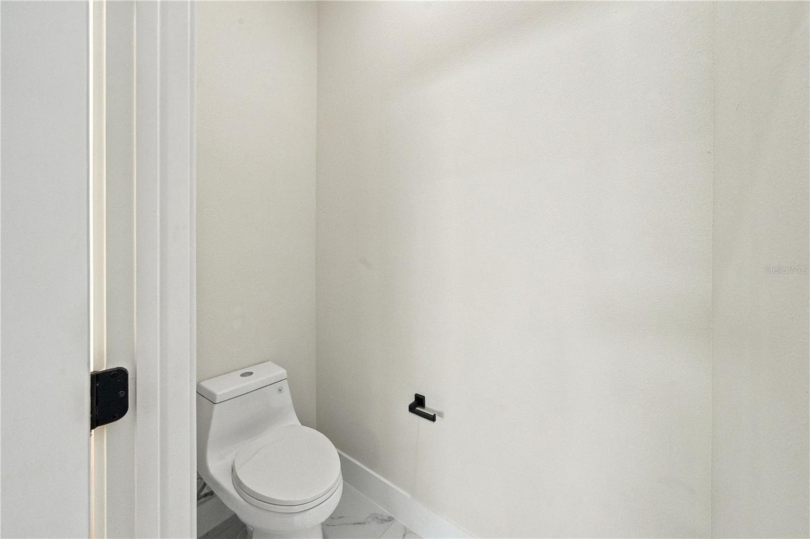 Primary Water Closet - 7511 BLUTTER RD, NORTH PORT