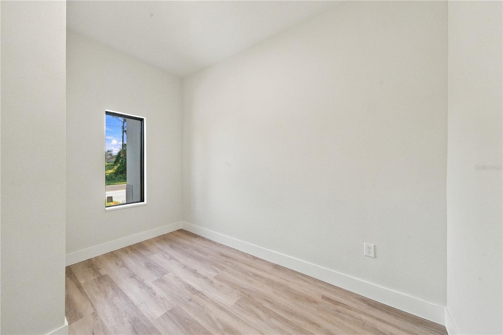 Office / Den - 7511 BLUTTER RD, NORTH PORT