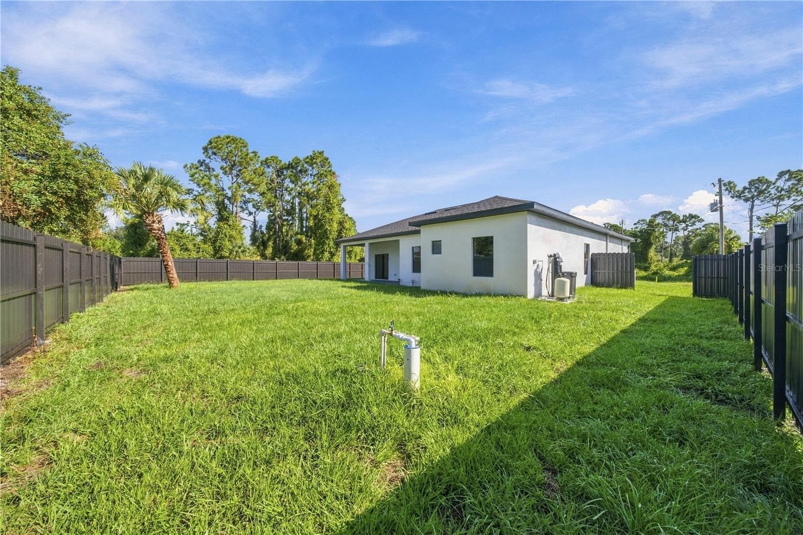 Fenced and ready to enjoy - 7511 BLUTTER RD, NORTH PORT