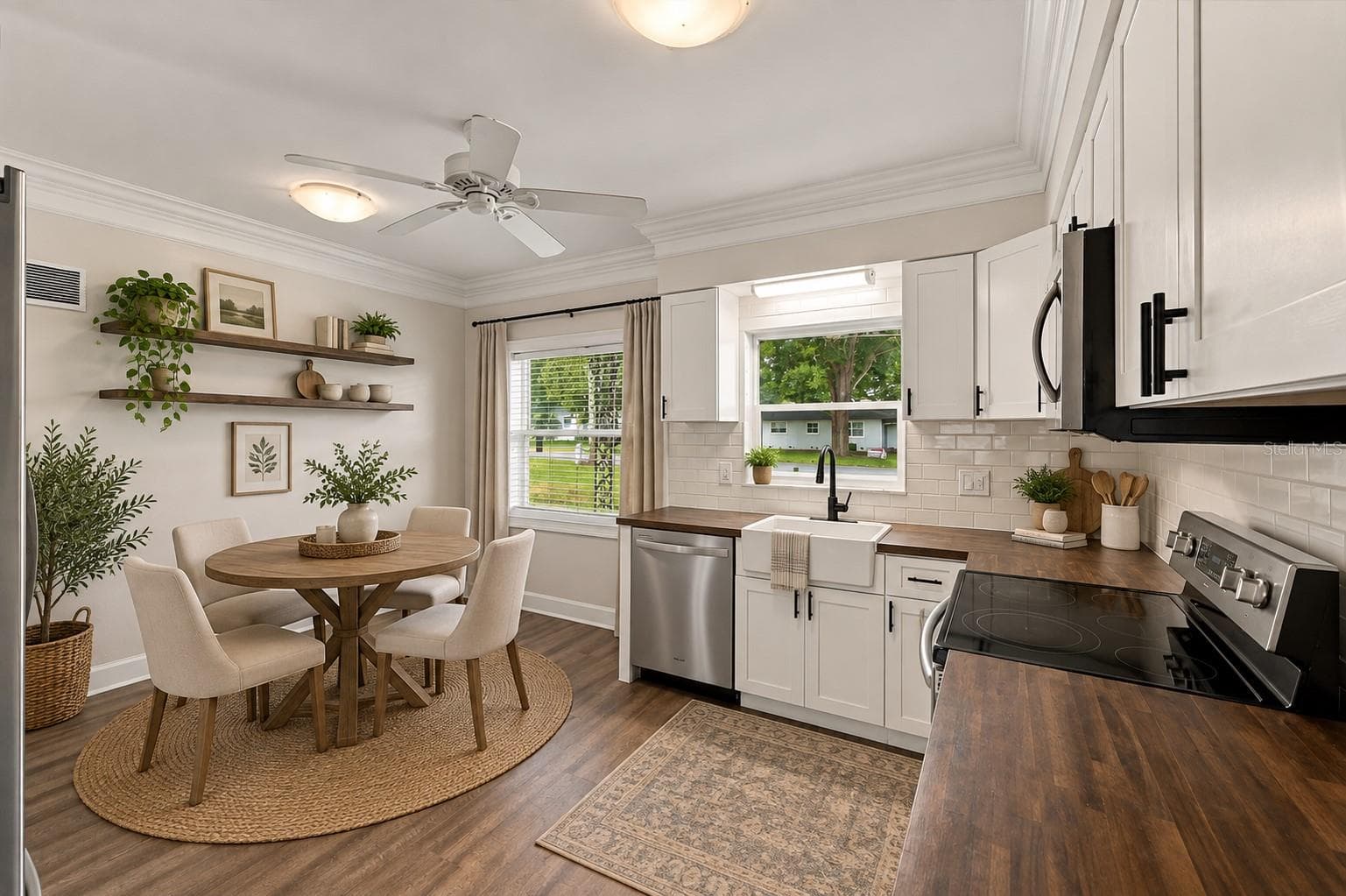 VS-Eat-In Breakfast Nook - 950 14TH ST NE, WINTER HAVEN