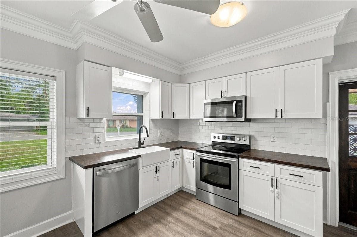 Kitchen - 950 14TH ST NE, WINTER HAVEN