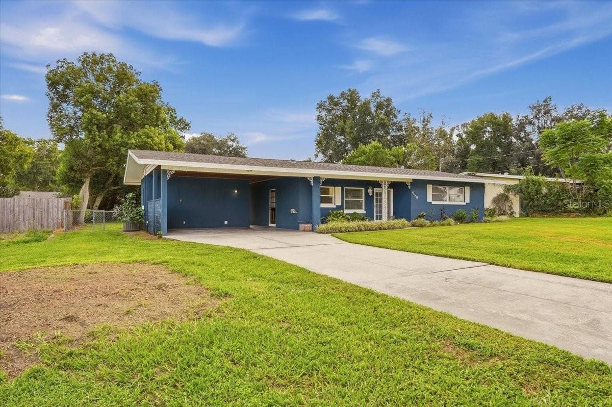 Single Family Residence at 950 14TH ST NE, WINTER HAVEN, photo 50 of 52