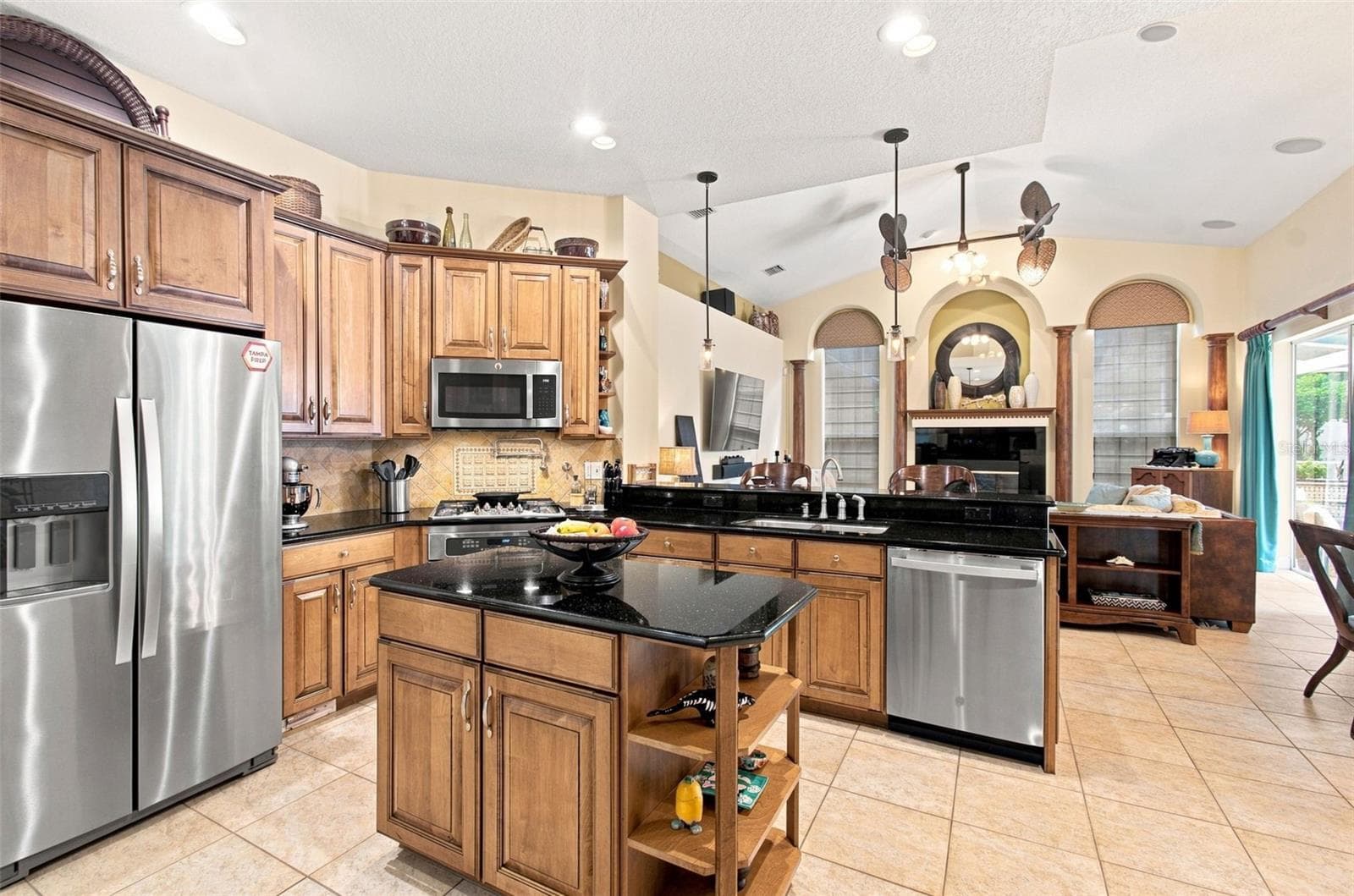 Single Family Residence at 2931 HILLSIDE RAMBLE DR, BRANDON, photo 25 of 85