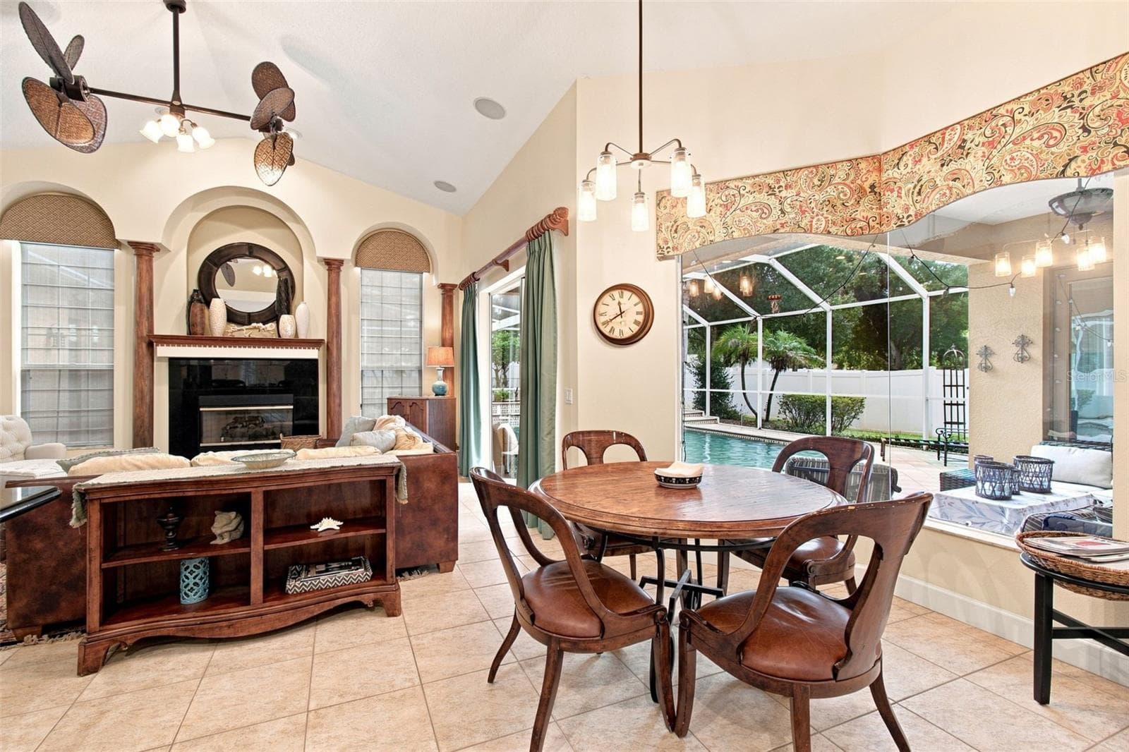 Single Family Residence at 2931 HILLSIDE RAMBLE DR, BRANDON, photo 30 of 85