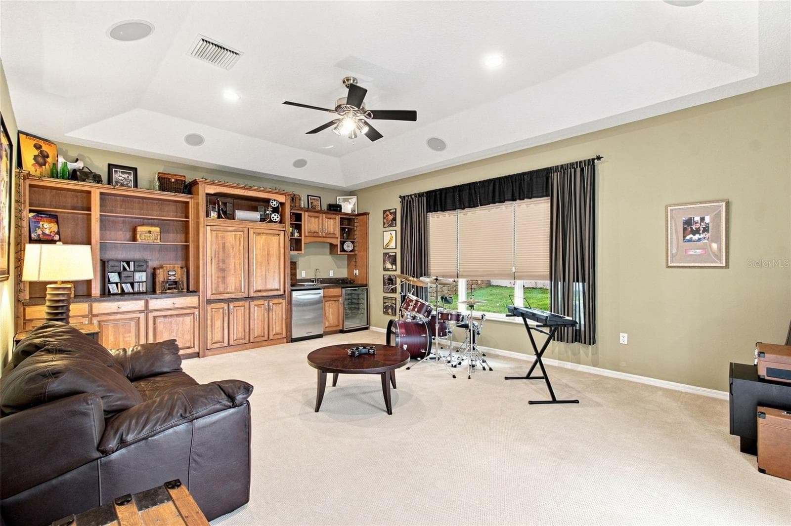 Single Family Residence at 2931 HILLSIDE RAMBLE DR, BRANDON, photo 51 of 85