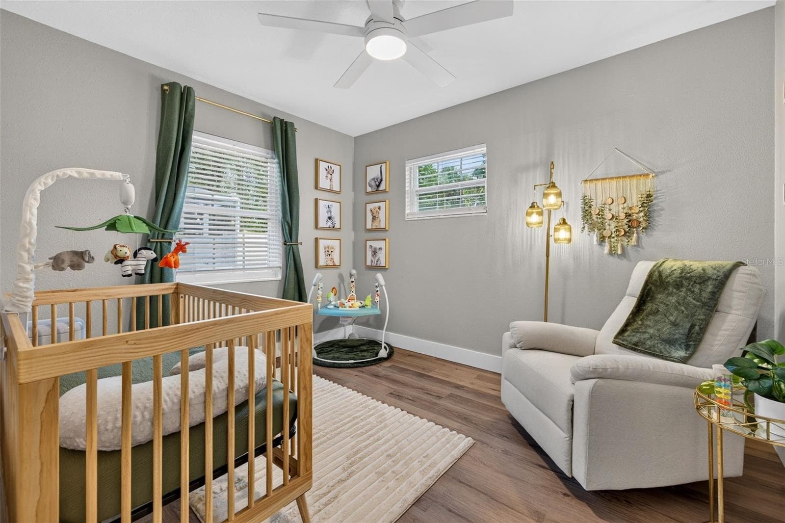Single Family Residence at 4018 HELENA ST NE, ST PETERSBURG, photo 15 of 38
