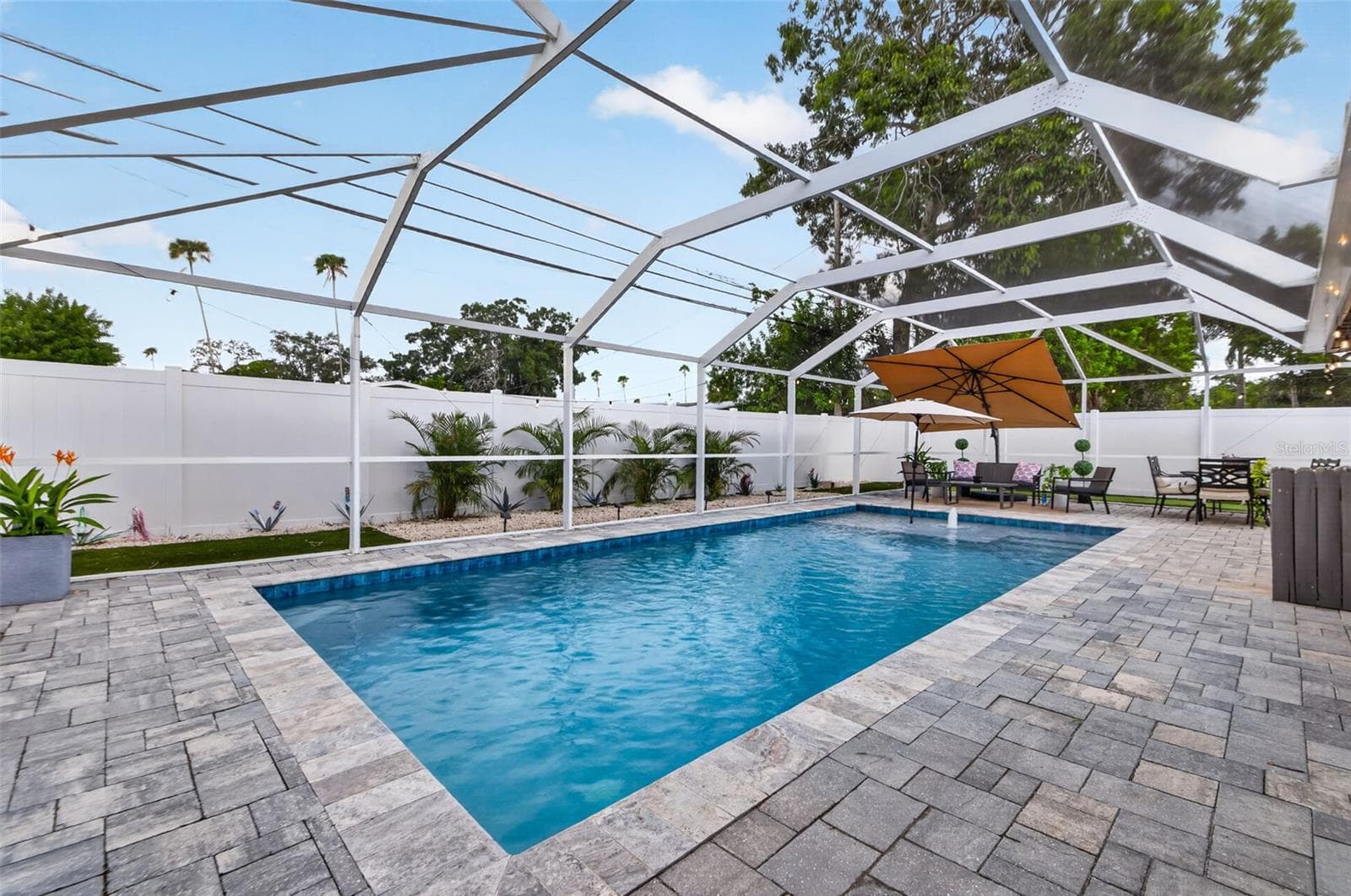 Single Family Residence at 4018 HELENA ST NE, ST PETERSBURG, photo 26 of 38