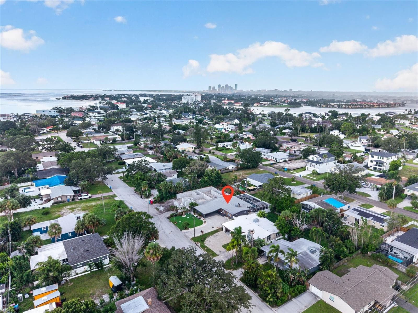 Single Family Residence at 4018 HELENA ST NE, ST PETERSBURG, photo 33 of 38