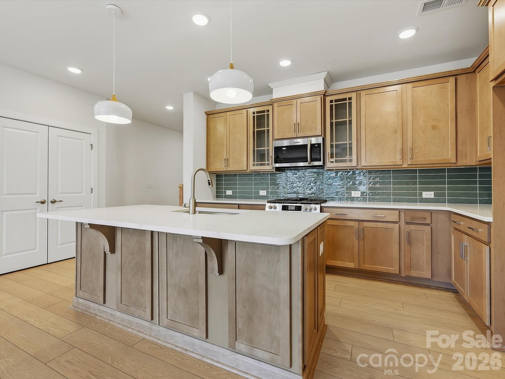 Townhouse at 10026 Mamillion Drive, Huntersville, photo 6 of 21