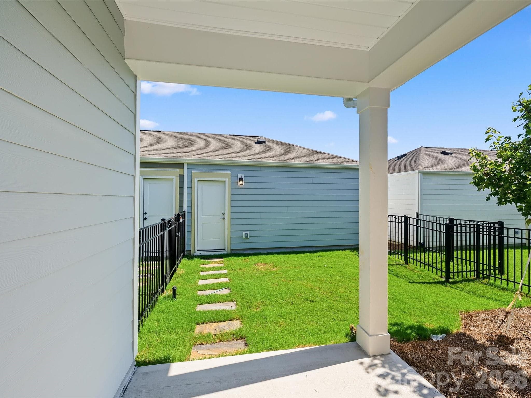 Townhouse at 10026 Mamillion Drive, Huntersville, photo 20 of 21