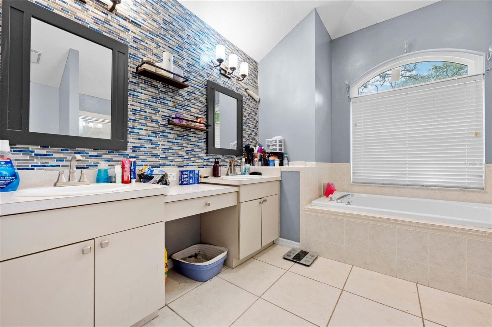 Single Family Residence at 13925 ECHO MOUNTAIN DR, HUDSON, photo 46 of 59