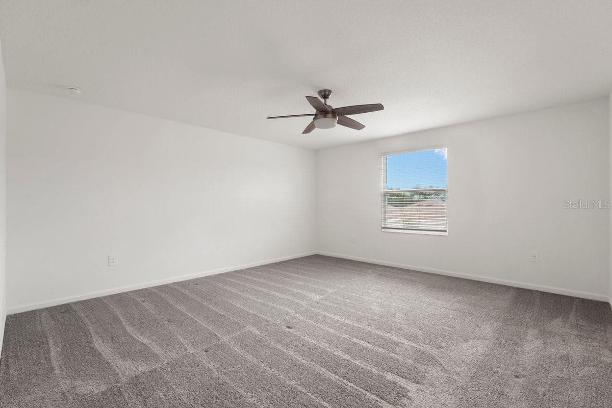 Single Family Residence at 3096 BLUE BONNET LN, OSTEEN, photo 20 of 37