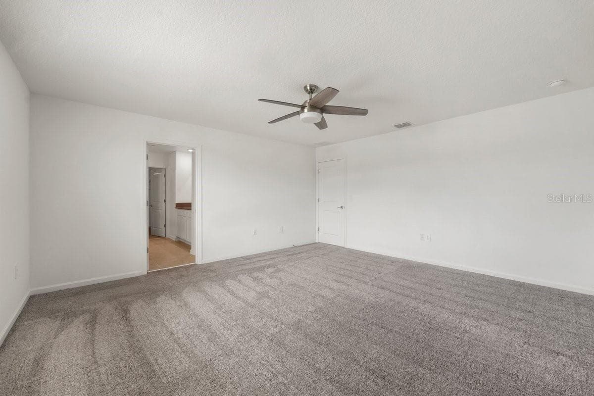 Single Family Residence at 3096 BLUE BONNET LN, OSTEEN, photo 21 of 37