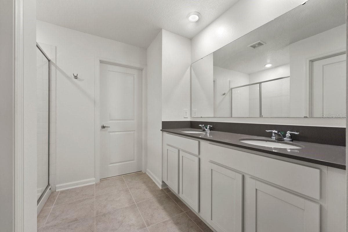 Single Family Residence at 3096 BLUE BONNET LN, OSTEEN, photo 22 of 37