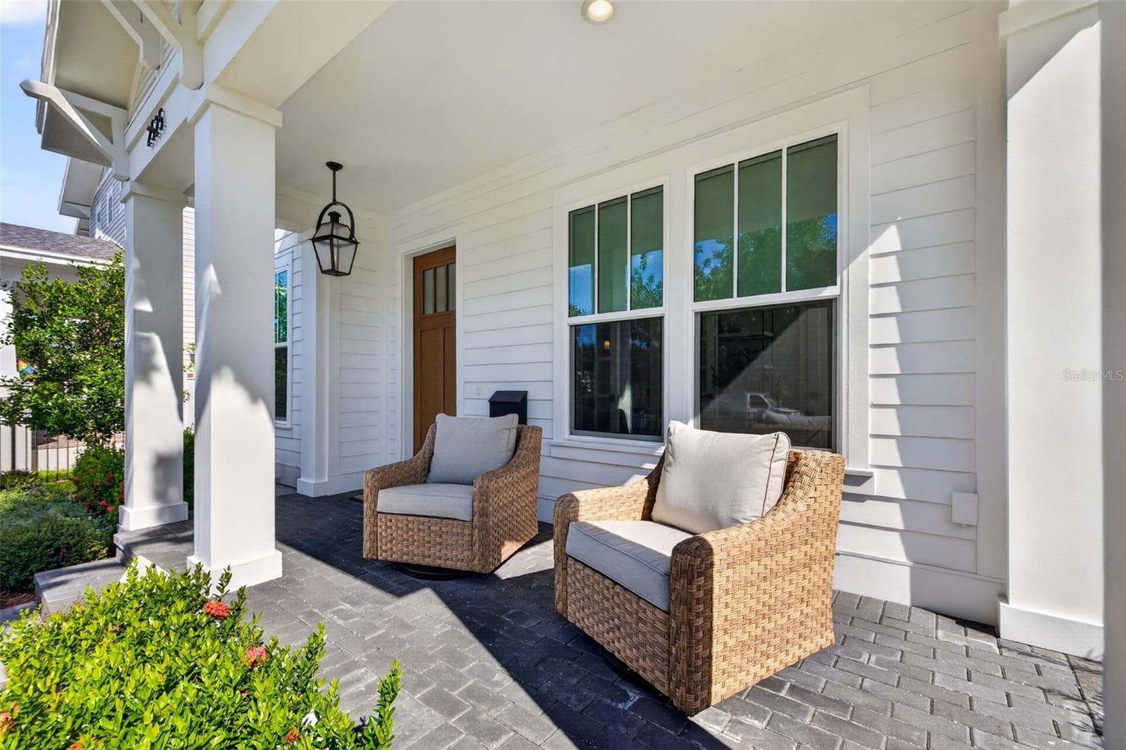 Single Family Residence at 2525 DARTMOUTH AVE N, ST PETERSBURG, photo 4 of 122