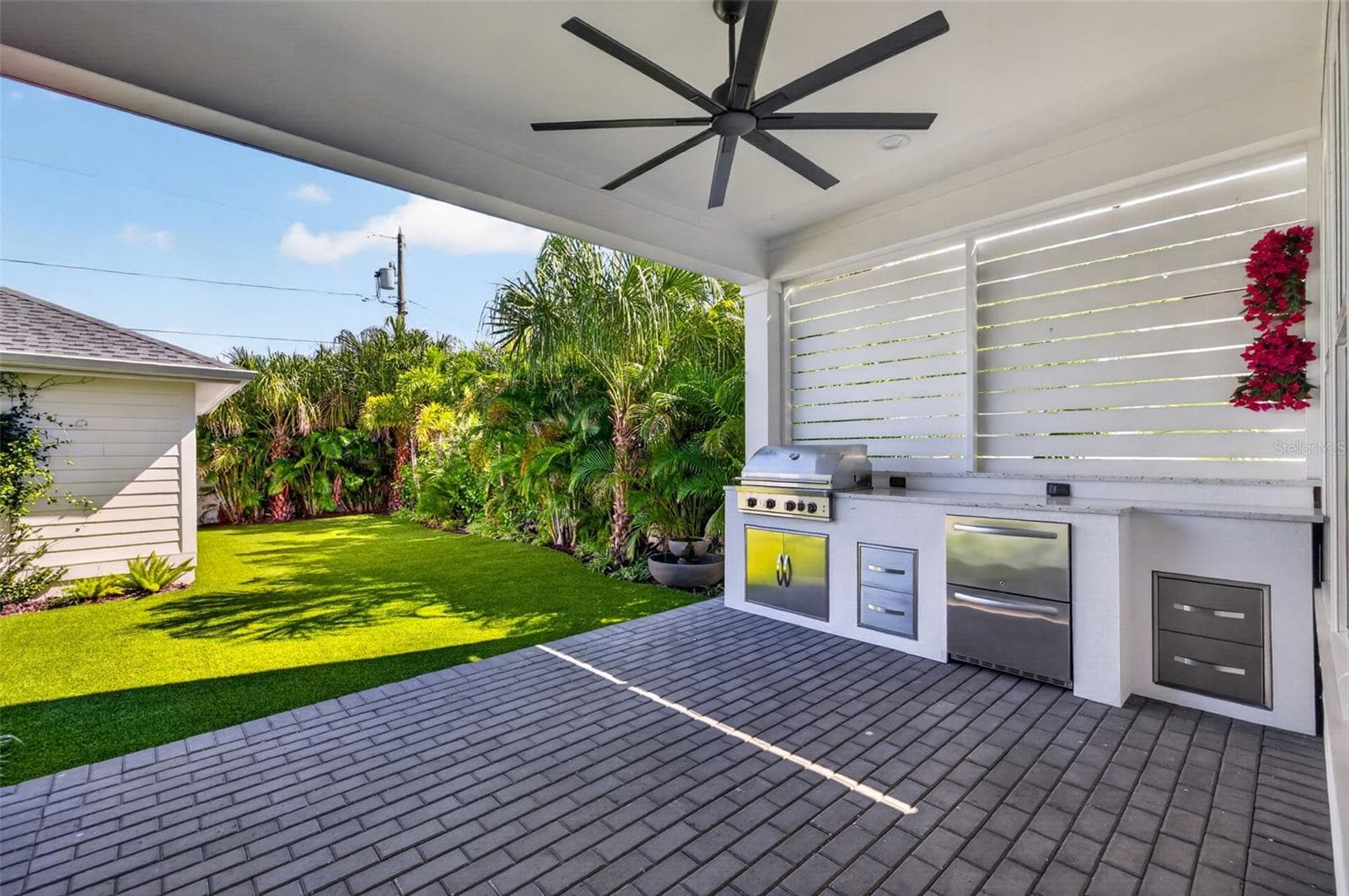 Single Family Residence at 2525 DARTMOUTH AVE N, ST PETERSBURG, photo 96 of 122
