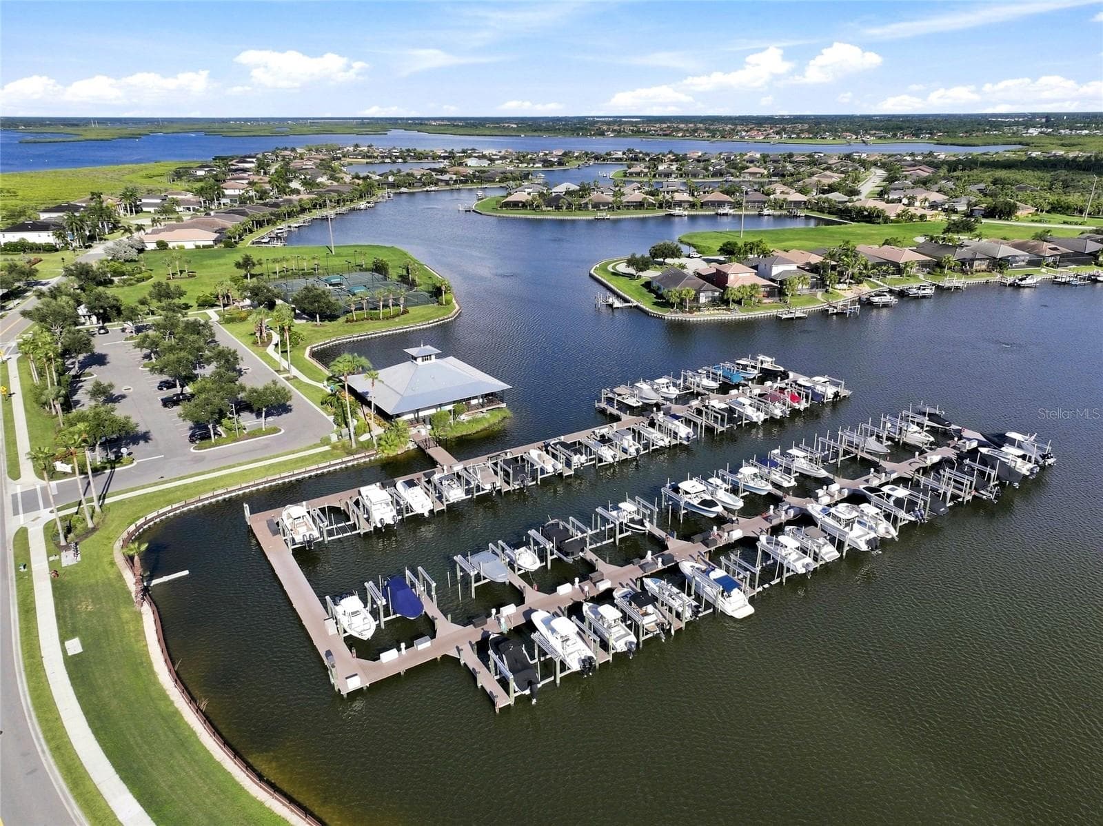 Single Family Residence at 5057 LAKE OVERLOOK AVE, BRADENTON, photo 85 of 89