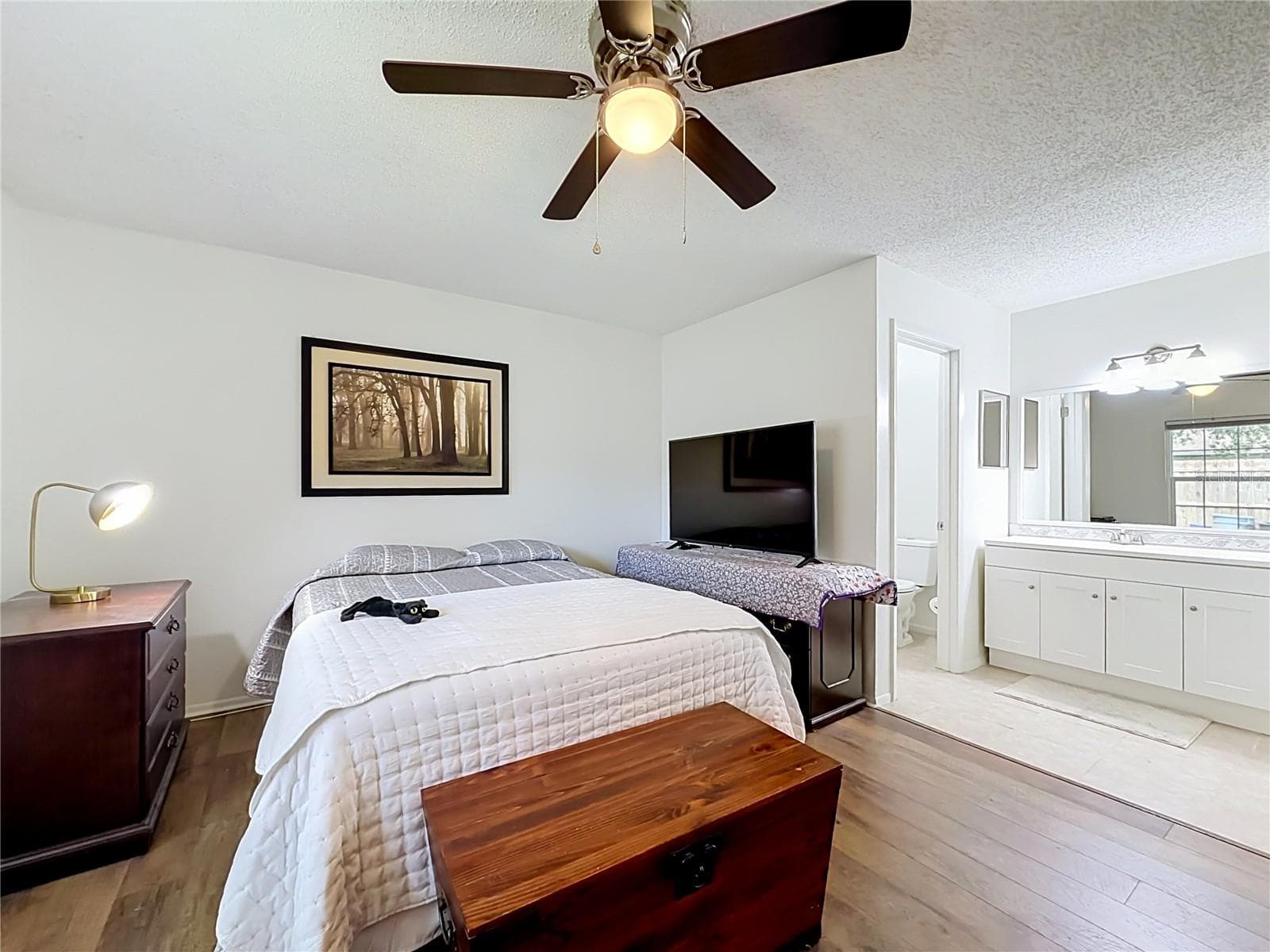 Primary Bedroom showing En Suite. - 107 LONG LEAF PINE CIR, SANFORD