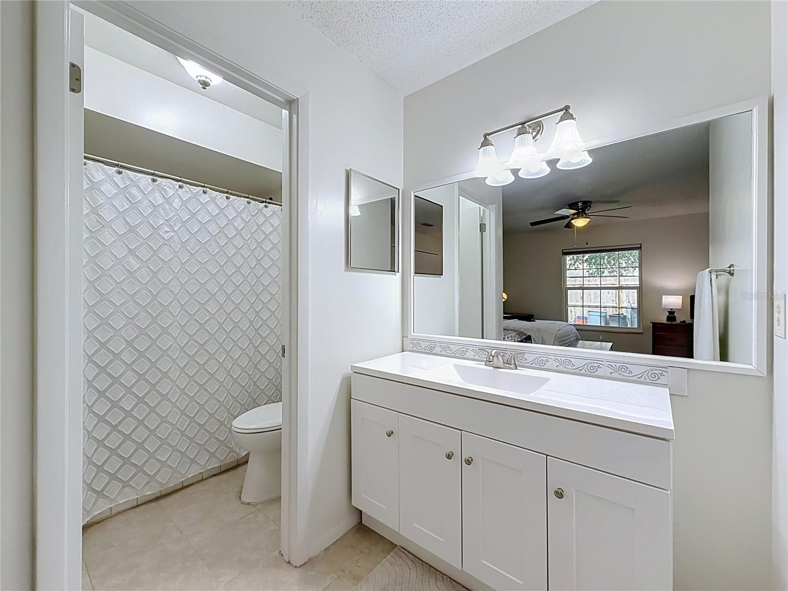 En Suite, new cabinets and countertops. - 107 LONG LEAF PINE CIR, SANFORD