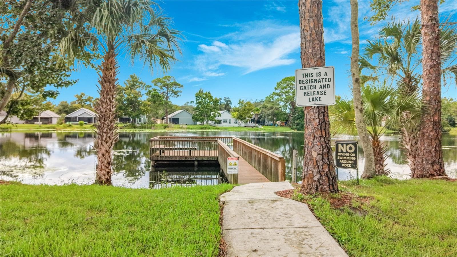 Great doc and lake for viewing. - 107 LONG LEAF PINE CIR, SANFORD