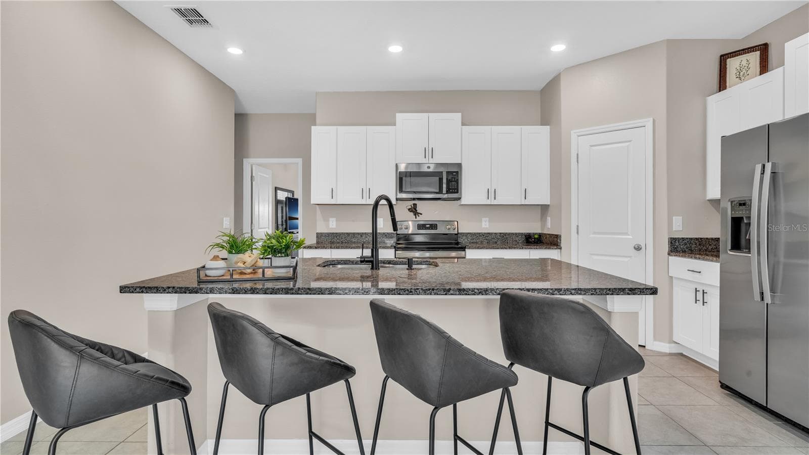 Single Family Residence at 1841 CRINKLE LEAF CT, RUSKIN, photo 3 of 29