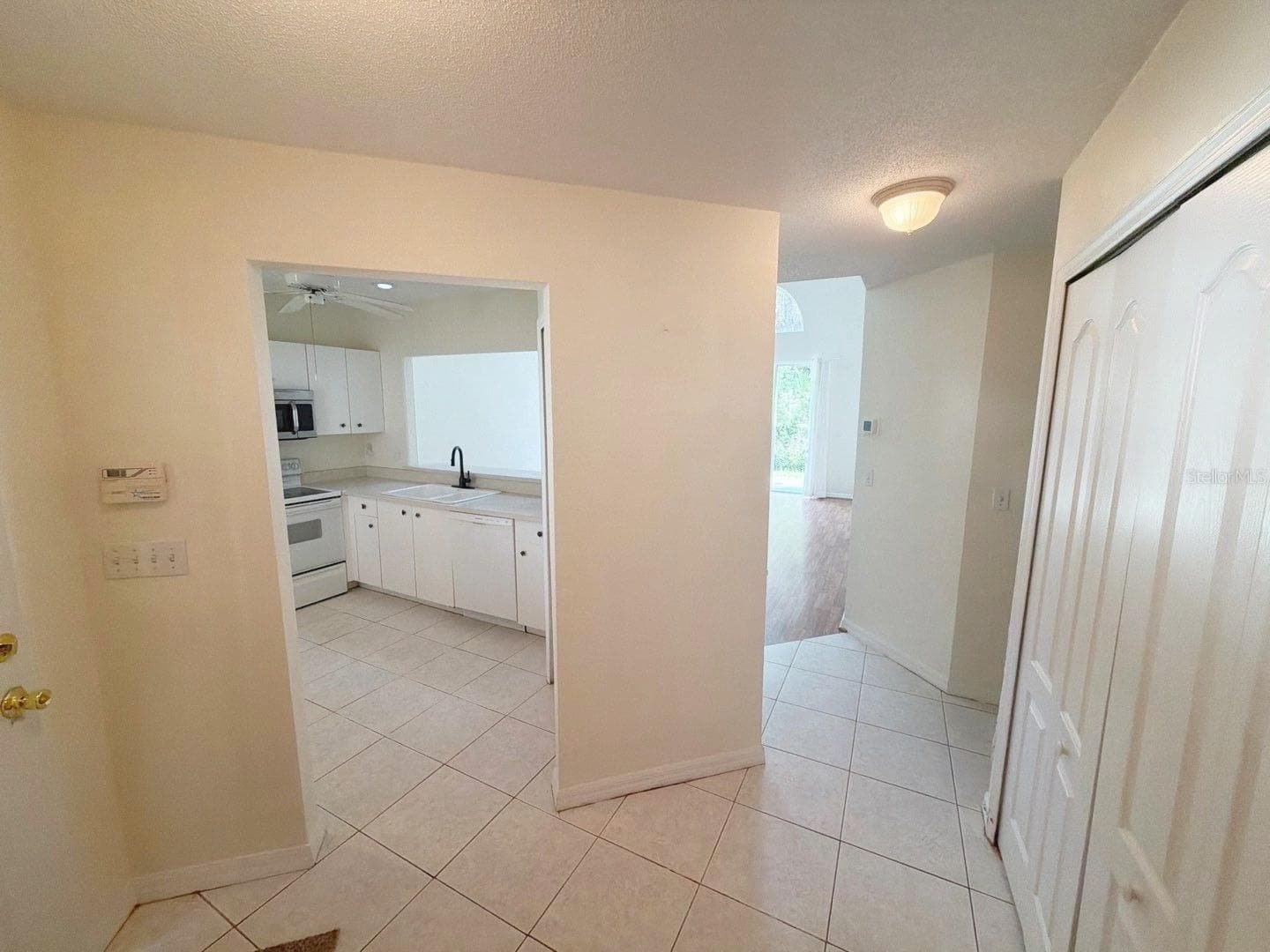 Townhouse at 145 NATURE TRL, ORMOND BEACH, photo 3 of 28