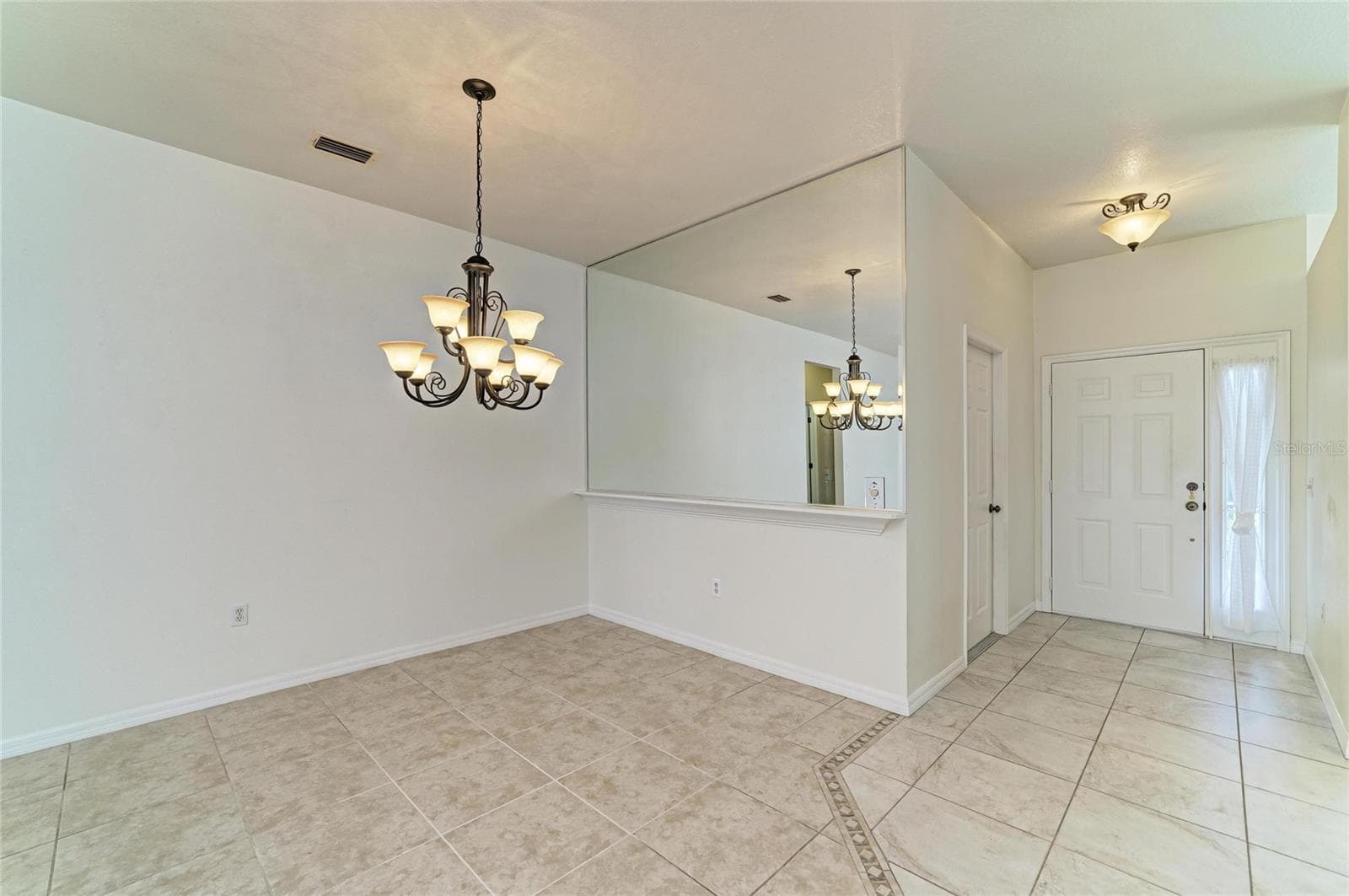 Single Family Residence at 1101 CANE MILL LN, BRADENTON, photo 7 of 45