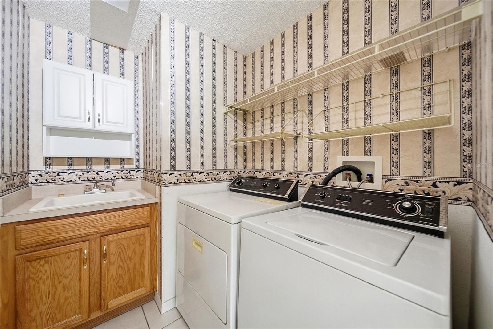Single Family Residence at 13652 PIMBERTON DR, HUDSON, photo 8 of 39