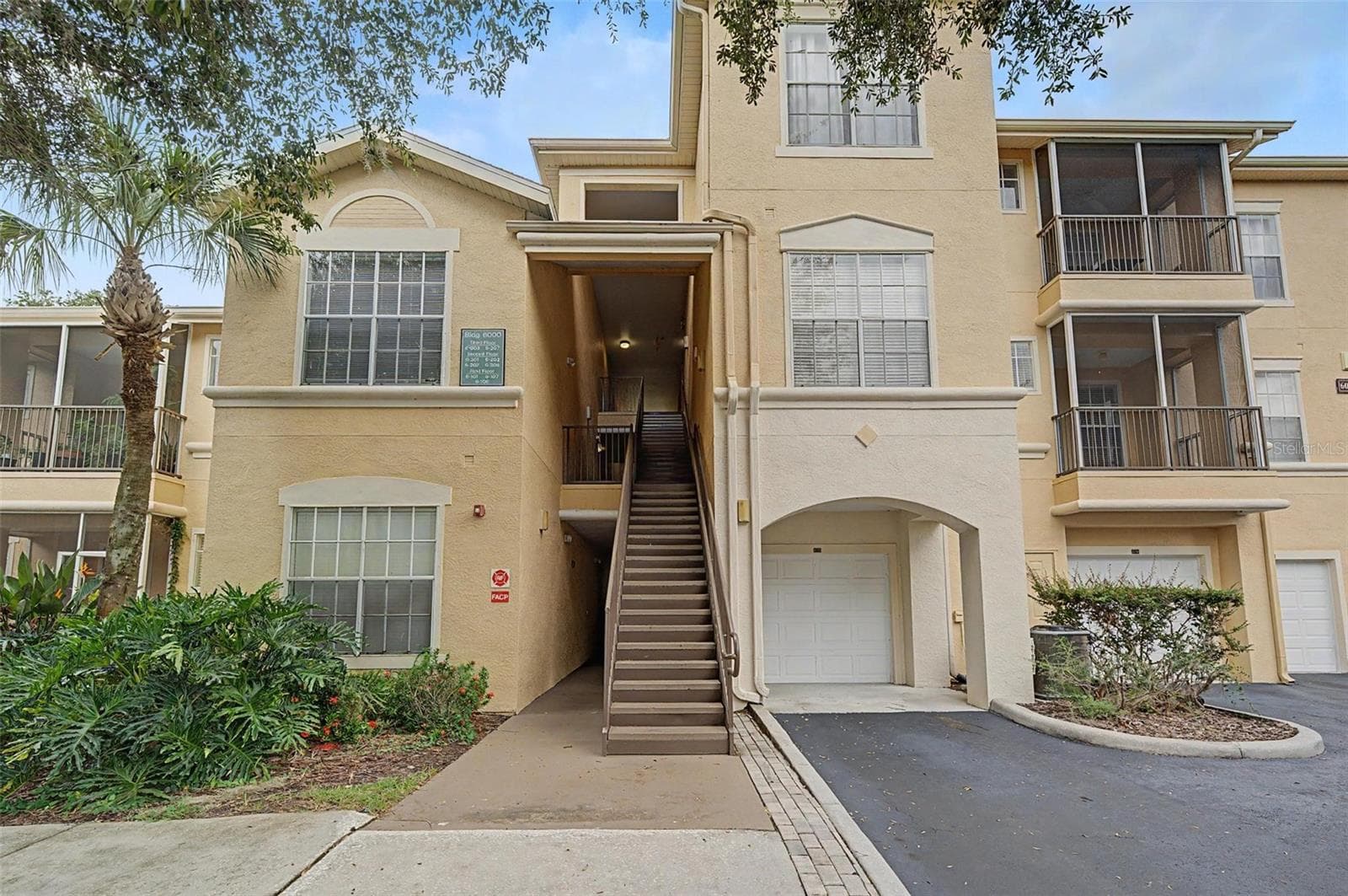 Condominium at 5125 PALM SPRINGS BLVD #6107, TAMPA, photo 2 of 46