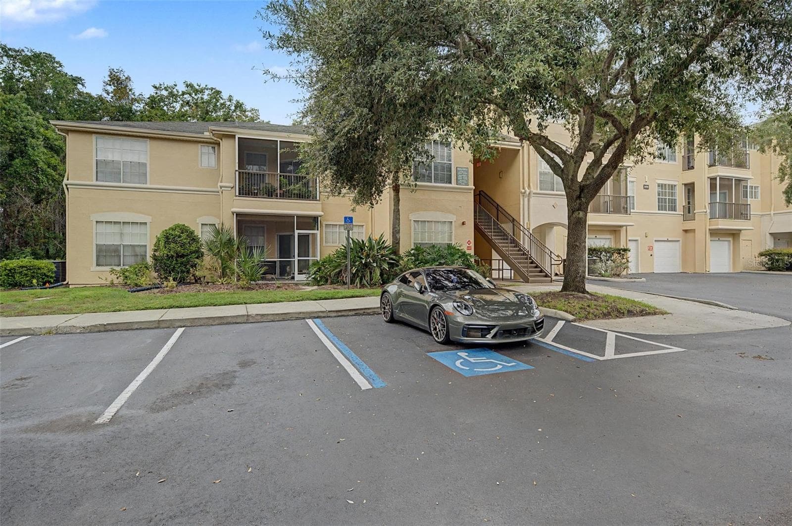 Condominium at 5125 PALM SPRINGS BLVD #6107, TAMPA, photo 33 of 46
