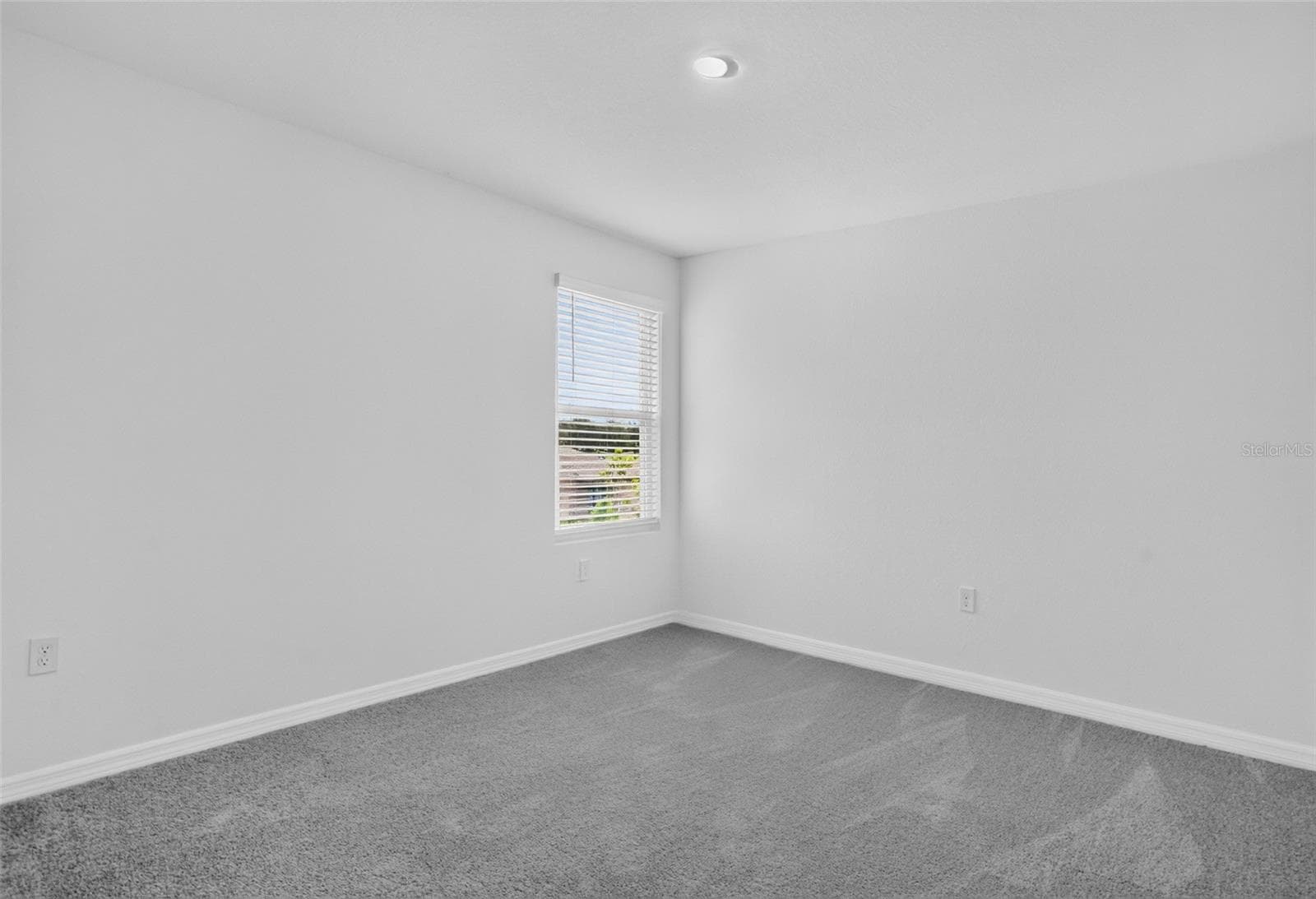 Single Family Residence at 3514 AMBERSWEET XING, PARRISH, photo 3 of 16