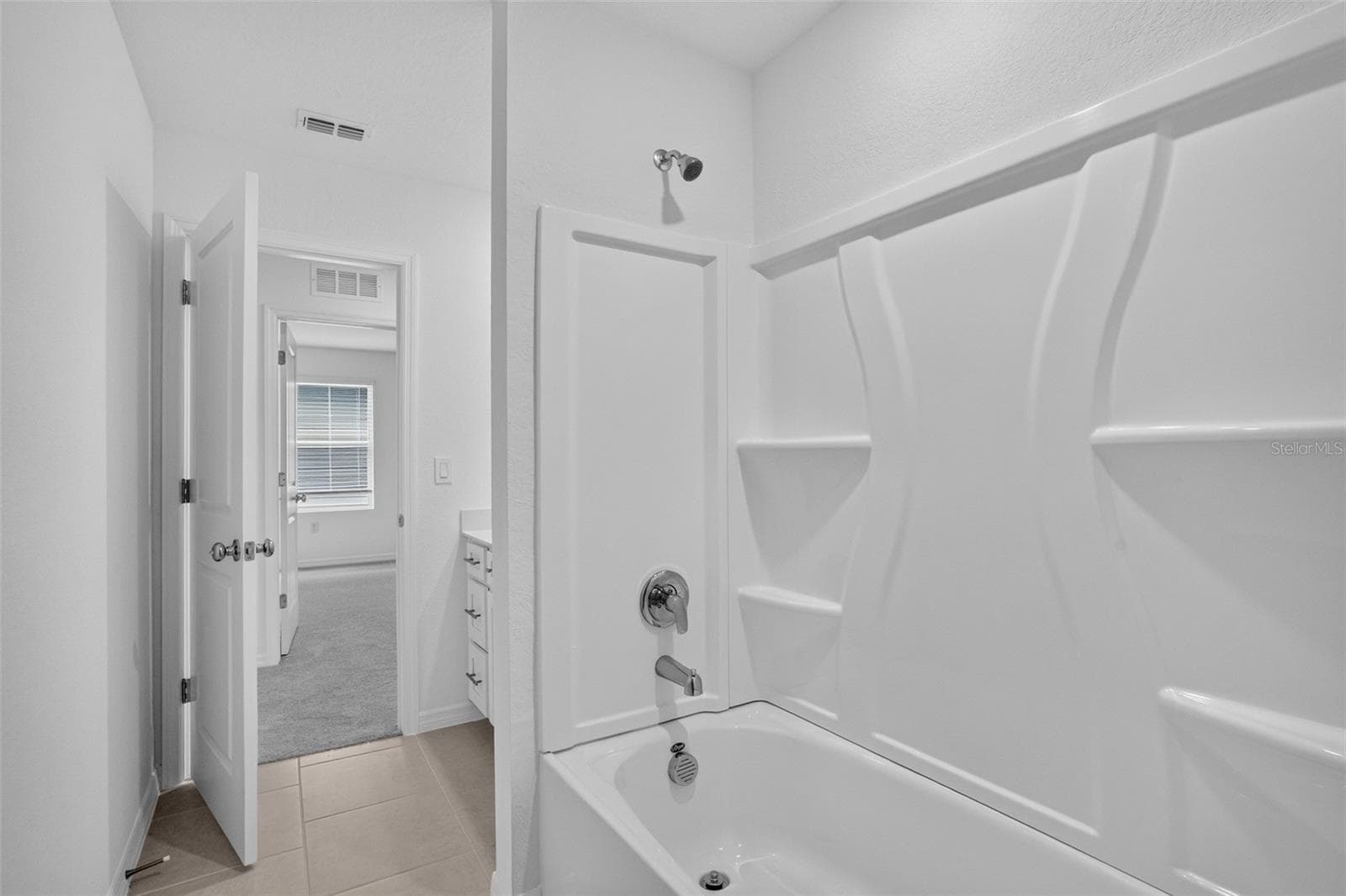 Single Family Residence at 3514 AMBERSWEET XING, PARRISH, photo 4 of 16