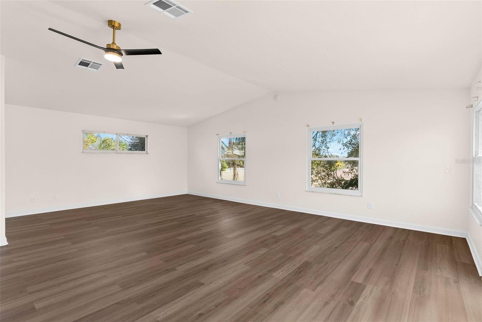 Single Family Residence at 3203 S POLK AVE, LAKELAND, photo 32 of 47