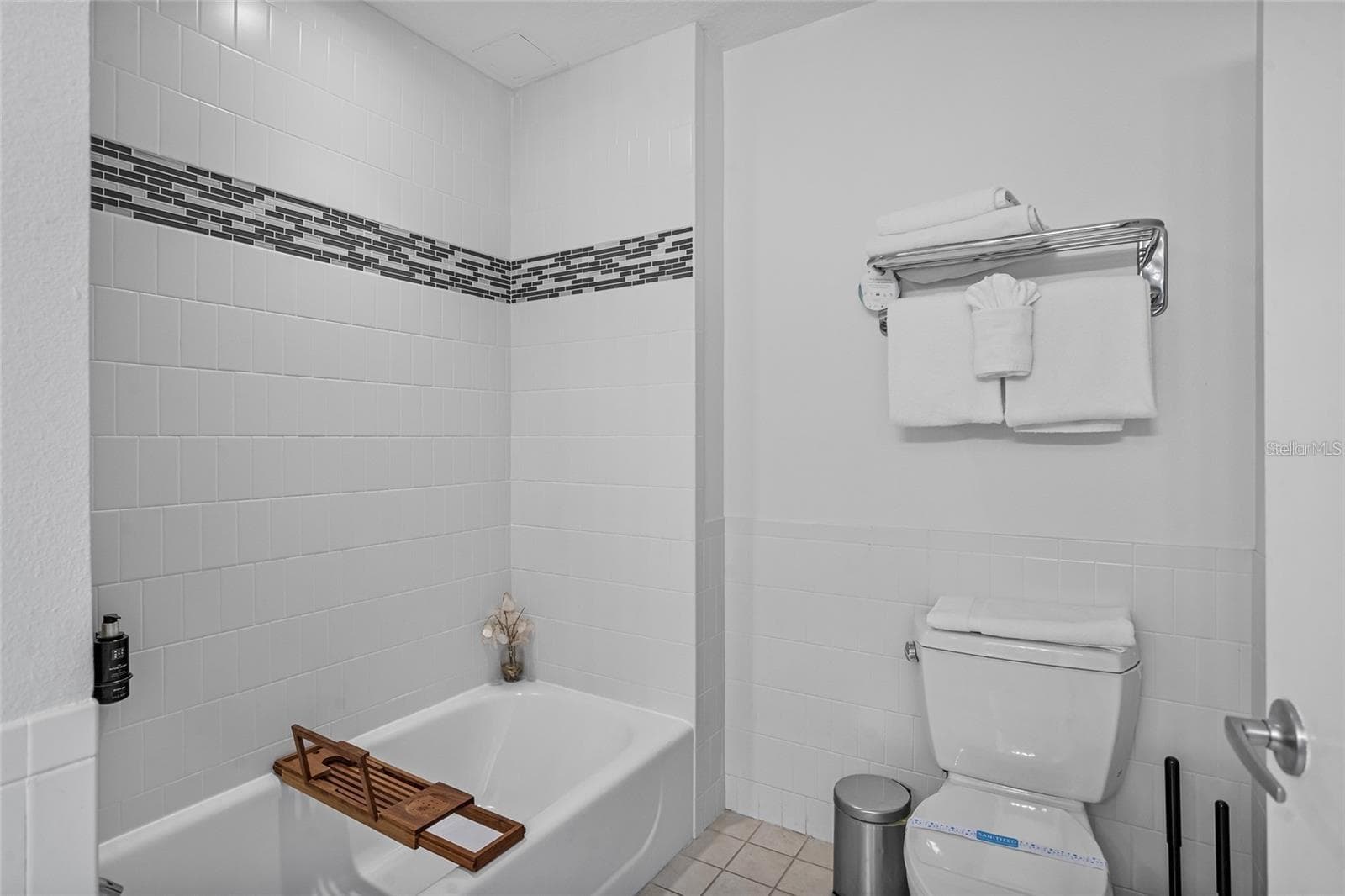 Condo - Hotel at 225 CELEBRATION PL #427, CELEBRATION, photo 33 of 40
