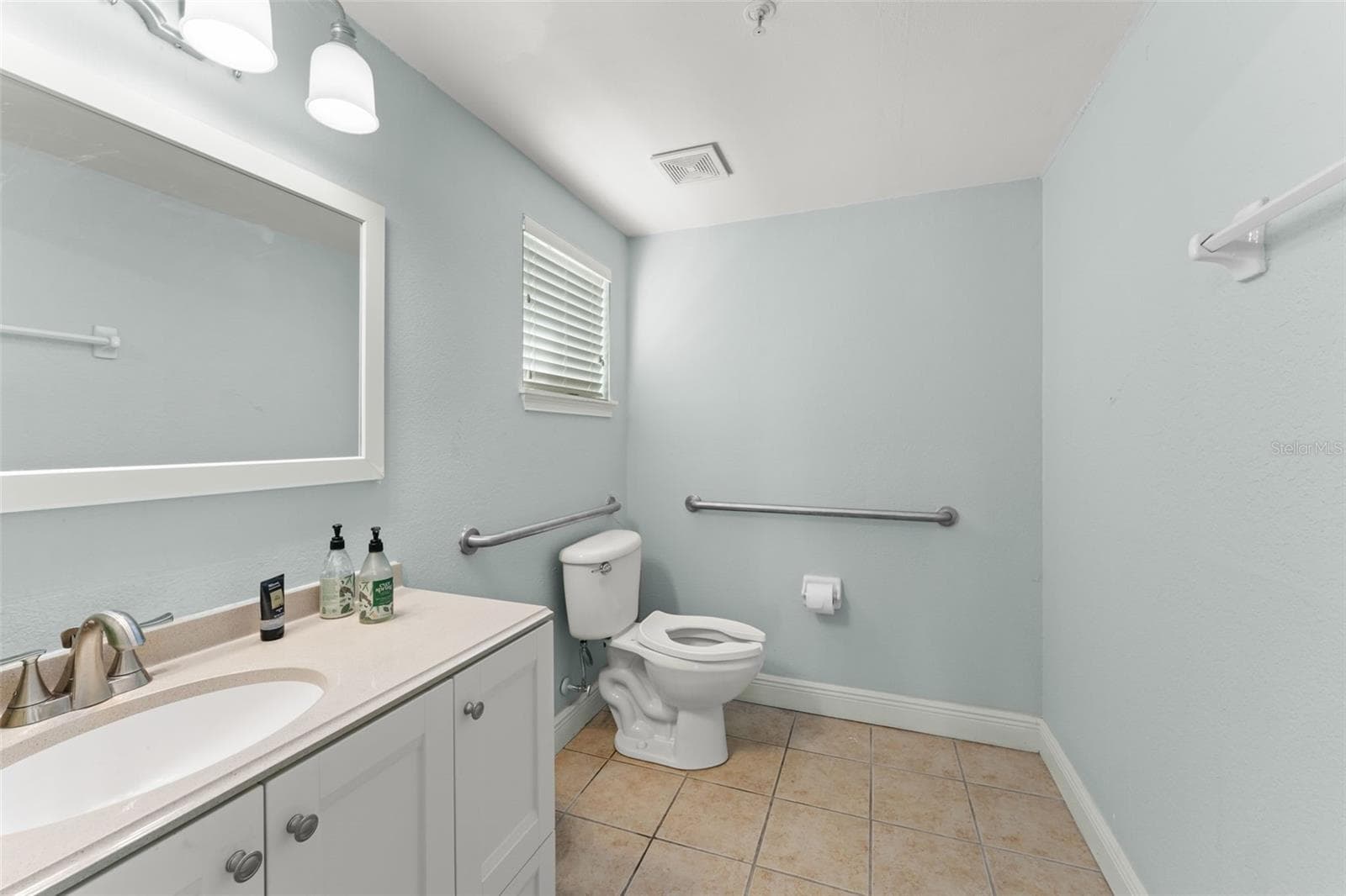 Mixed Use at 136 S BUMBY AVE #2, ORLANDO, photo 13 of 49
