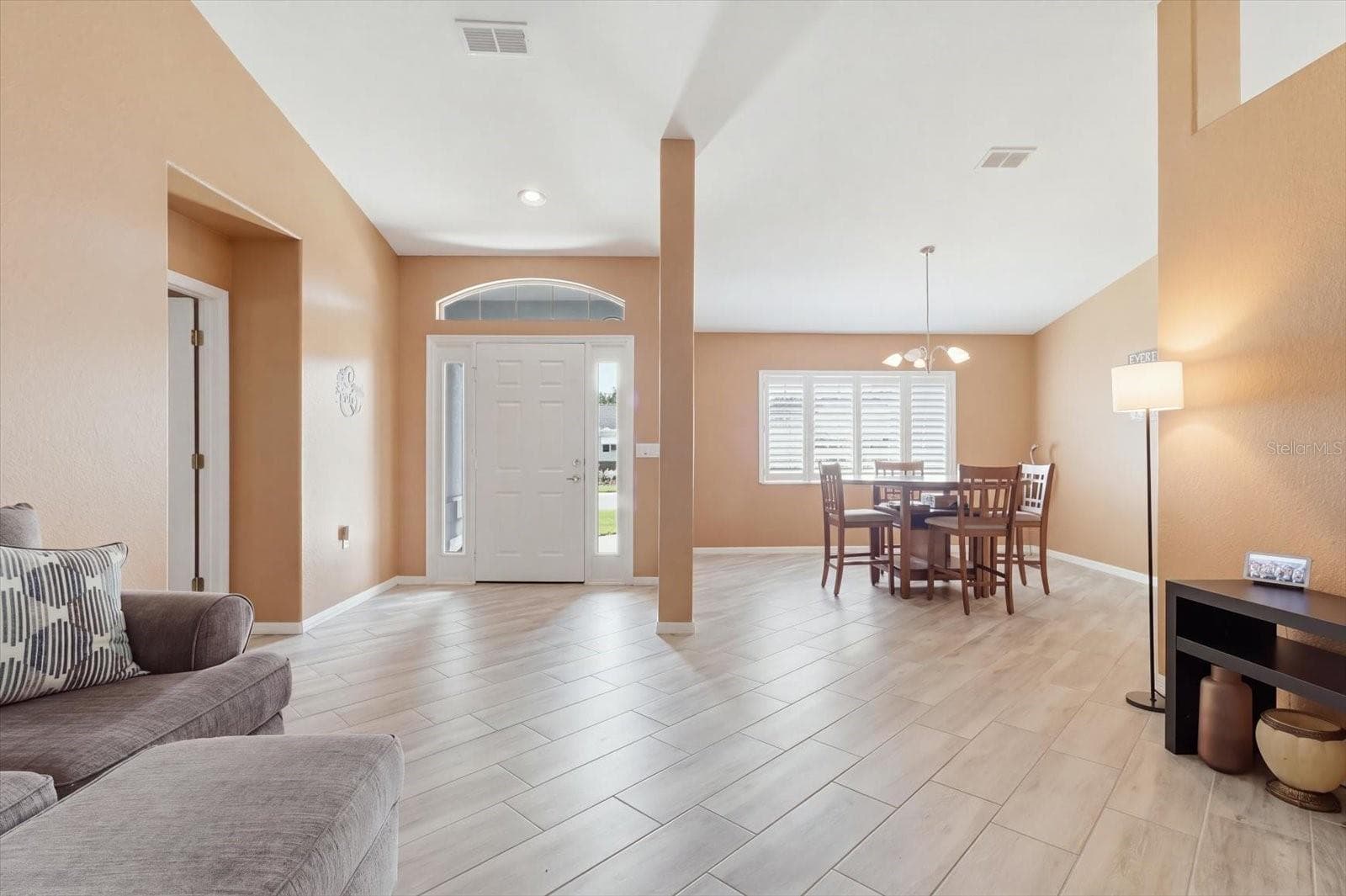 Single Family Residence at 11411 SW 138TH LN, DUNNELLON, photo 8 of 47
