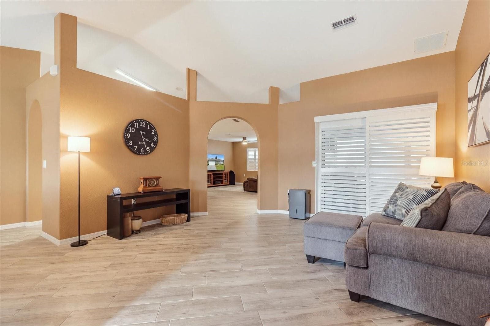 Single Family Residence at 11411 SW 138TH LN, DUNNELLON, photo 11 of 47