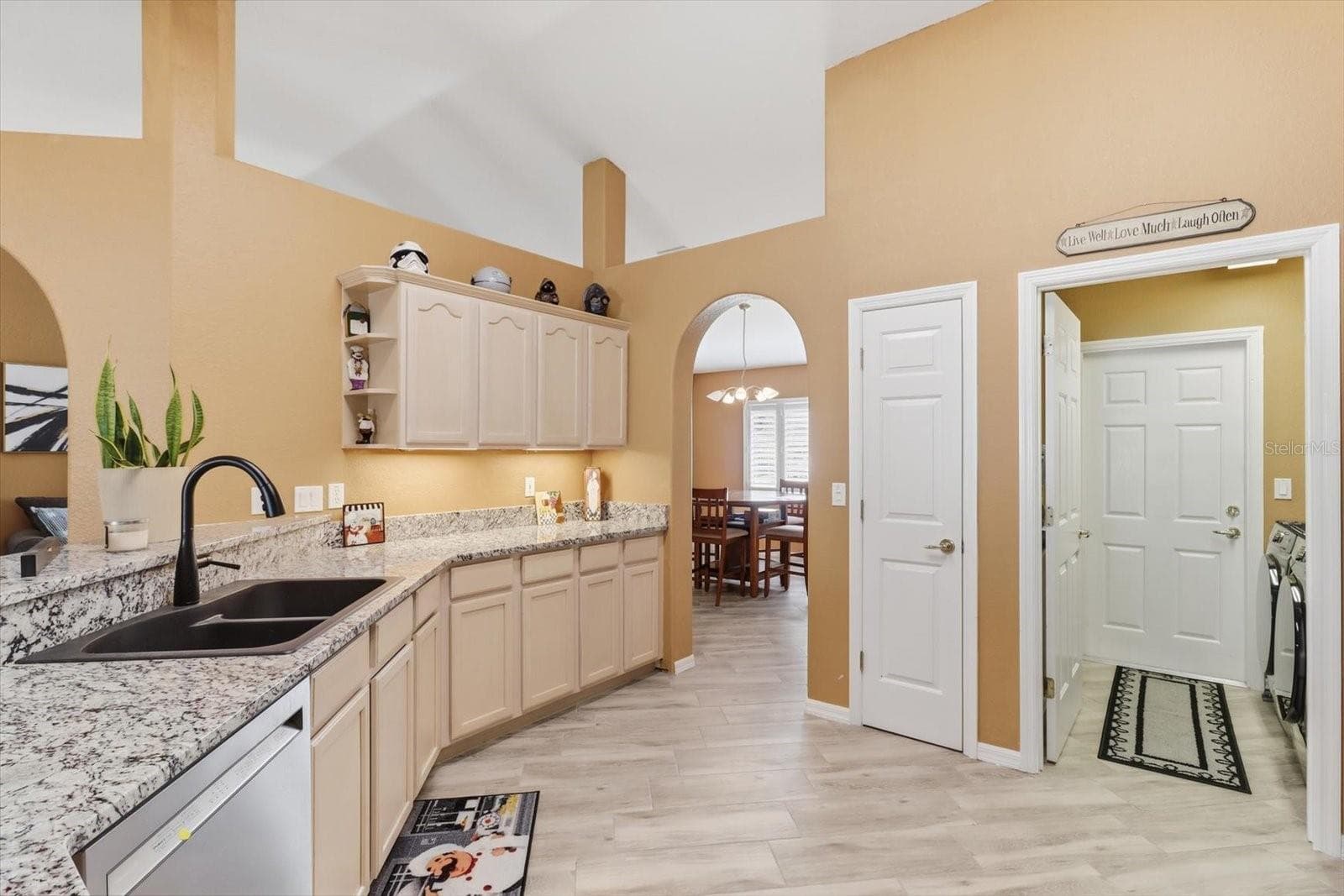 Single Family Residence at 11411 SW 138TH LN, DUNNELLON, photo 18 of 47