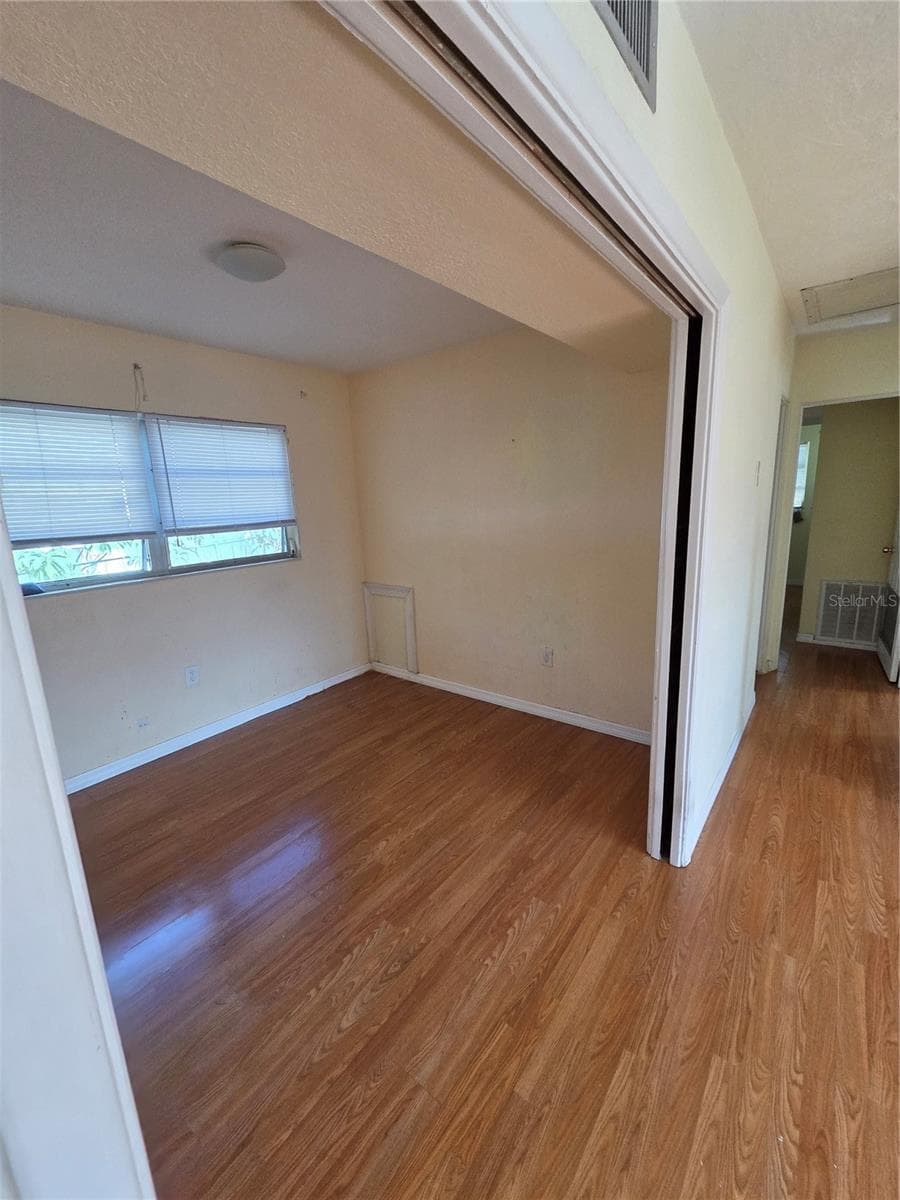Florida Room enclosed with closet - 350 N LEVIS AVE, TARPON SPRINGS