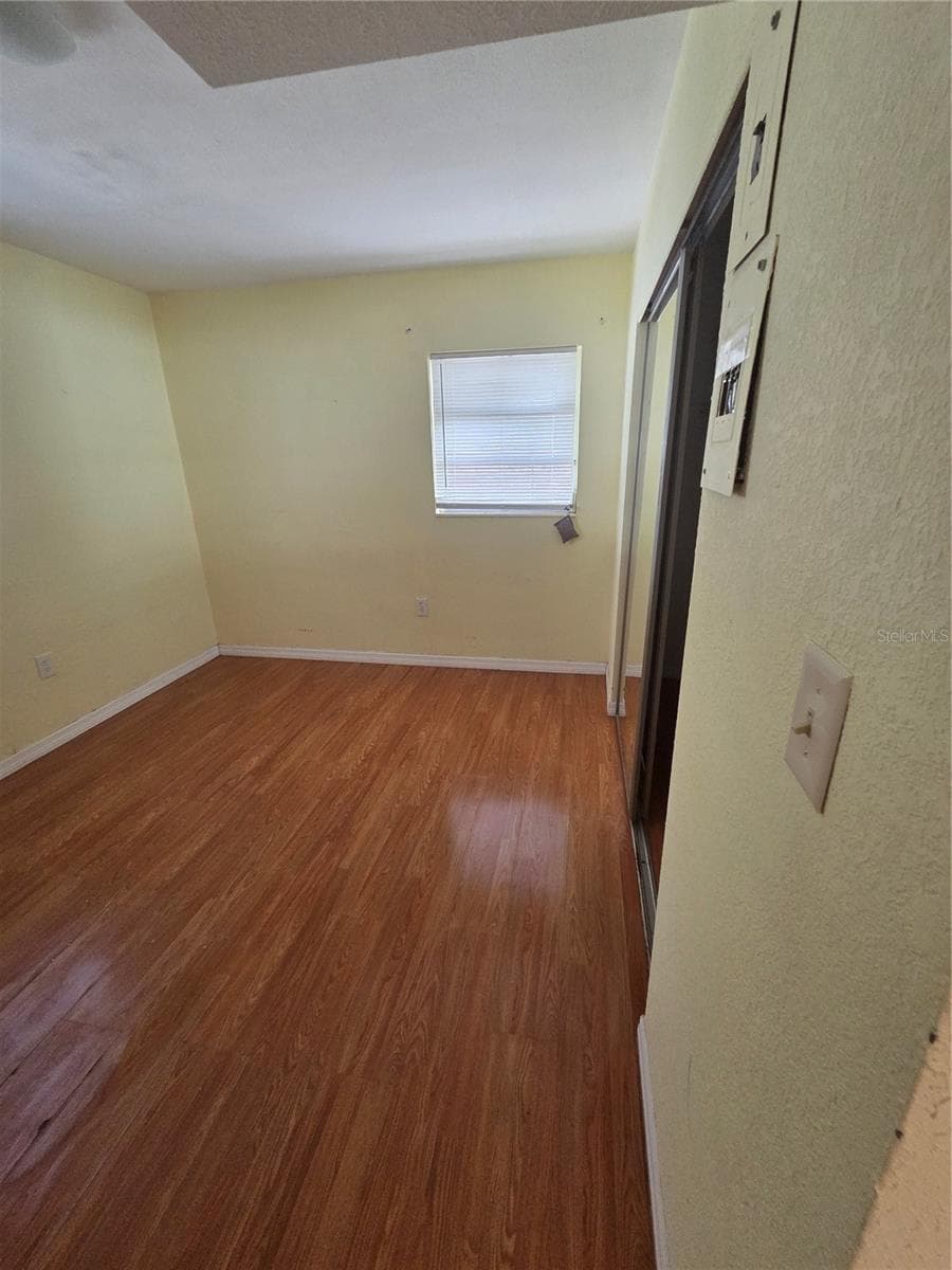 Single Family Residence at 350 N LEVIS AVE, TARPON SPRINGS, photo 26 of 47