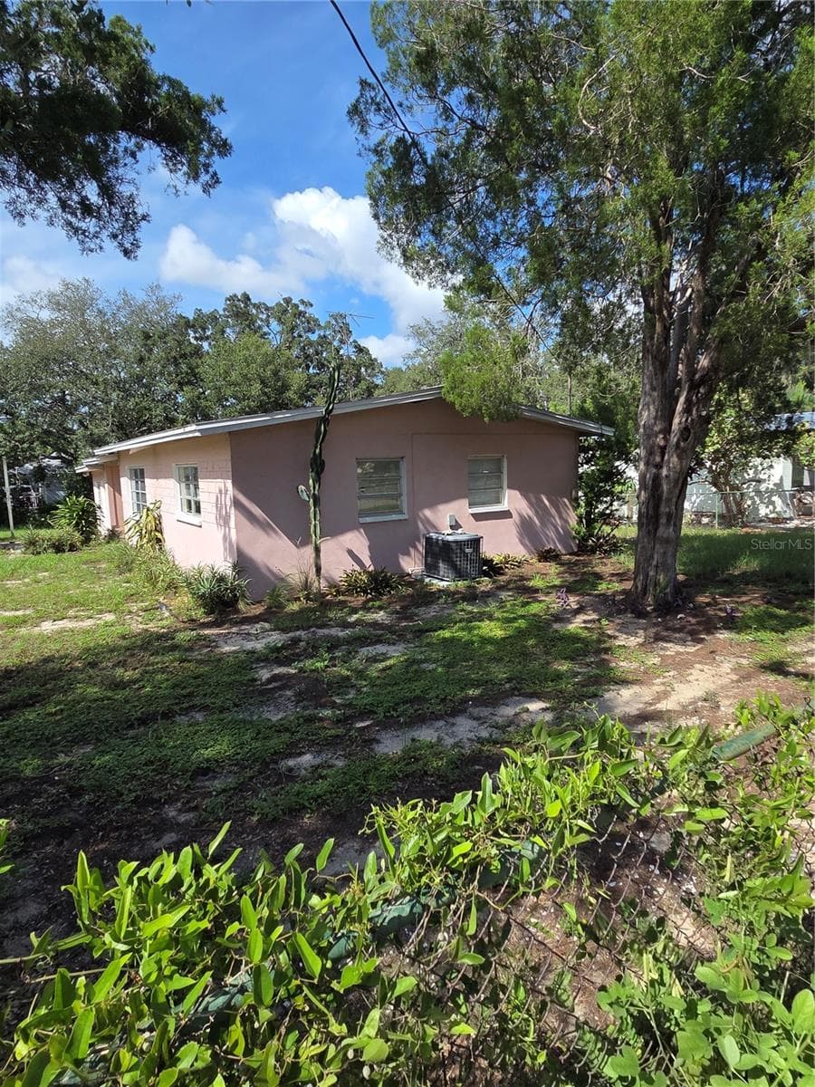 Single Family Residence at 350 N LEVIS AVE, TARPON SPRINGS, photo 41 of 47
