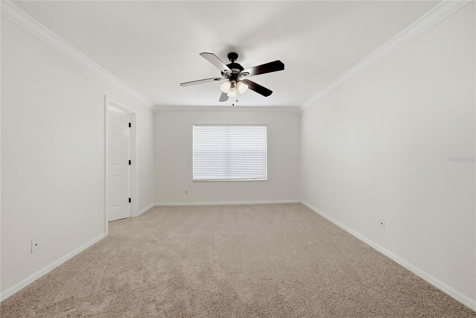 Single Family Residence at 11441 CRESTLAKE VILLAGE, RIVERVIEW, photo 12 of 32
